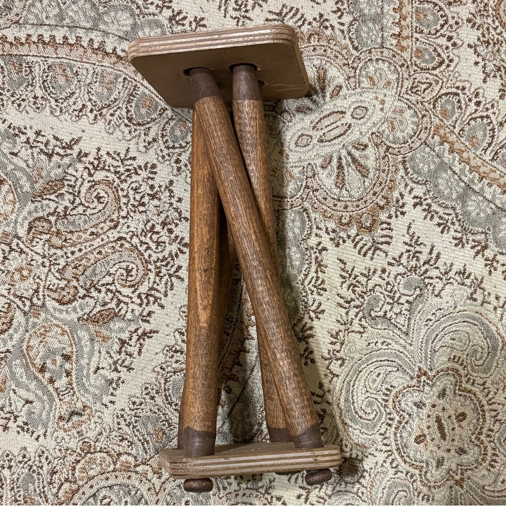 Wise Cracker Wooden Nut Cracker - Picture 2 of 11